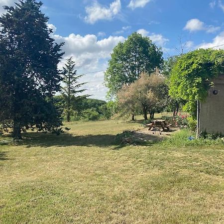 Calme Et Tranquillite A La Campagne Villa Charnay  Exteriör bild